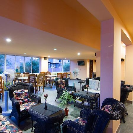 G Eleven Hotel 金边 外观 照片