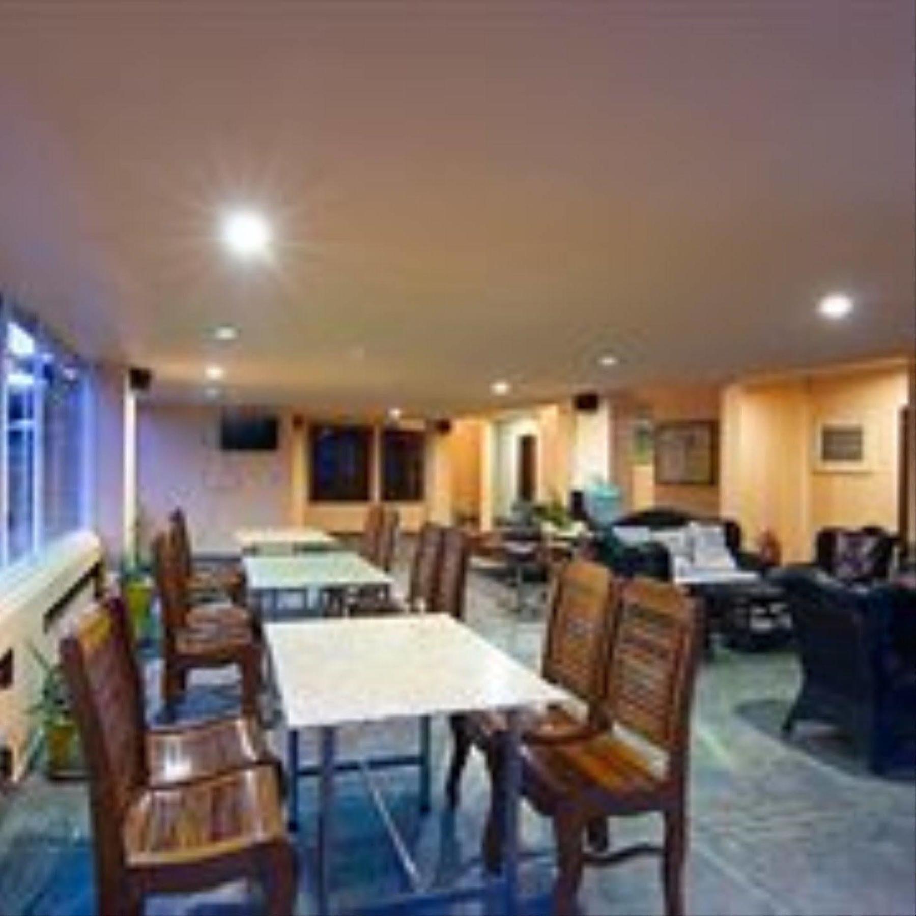 G Eleven Hotel 金边 外观 照片