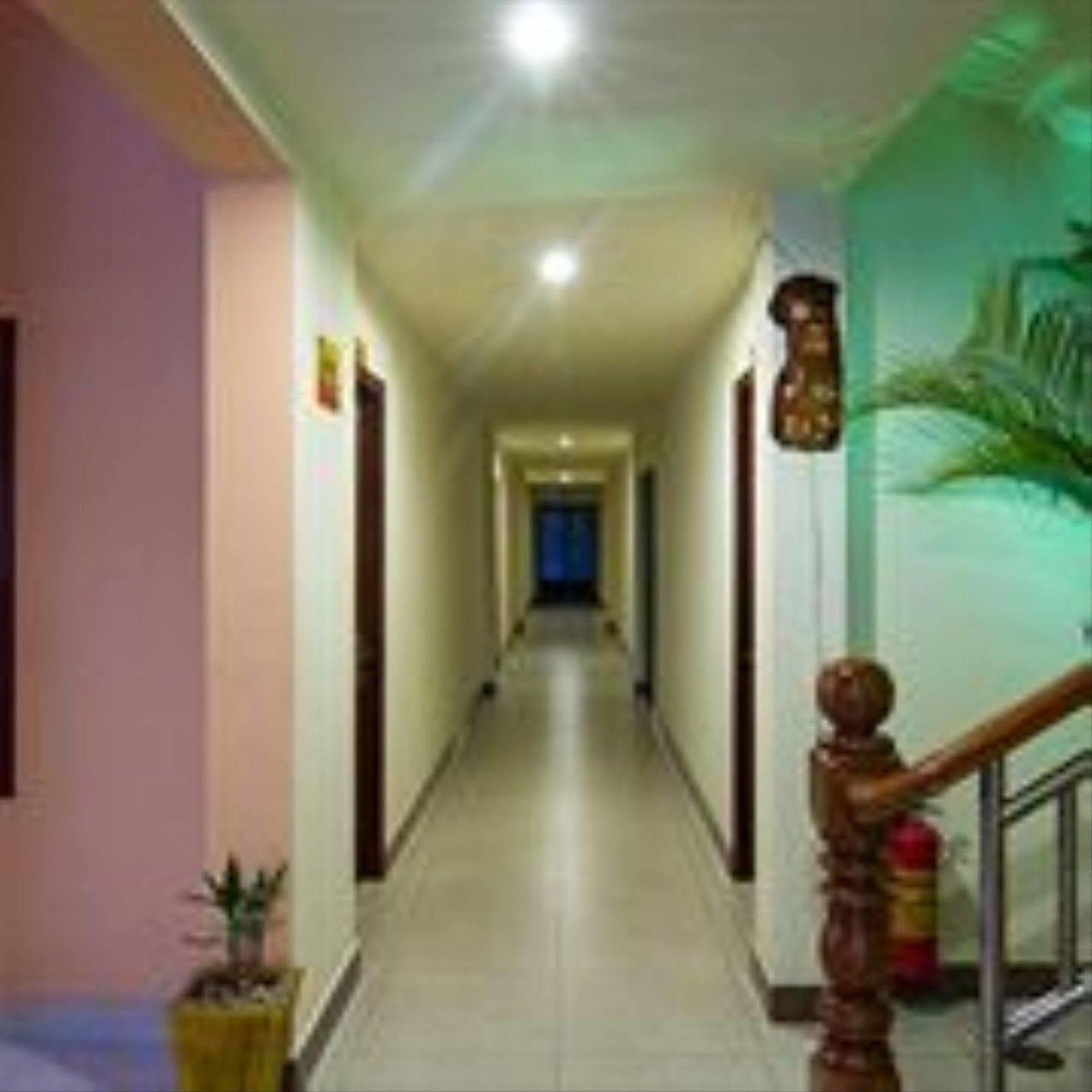 G Eleven Hotel 金边 外观 照片