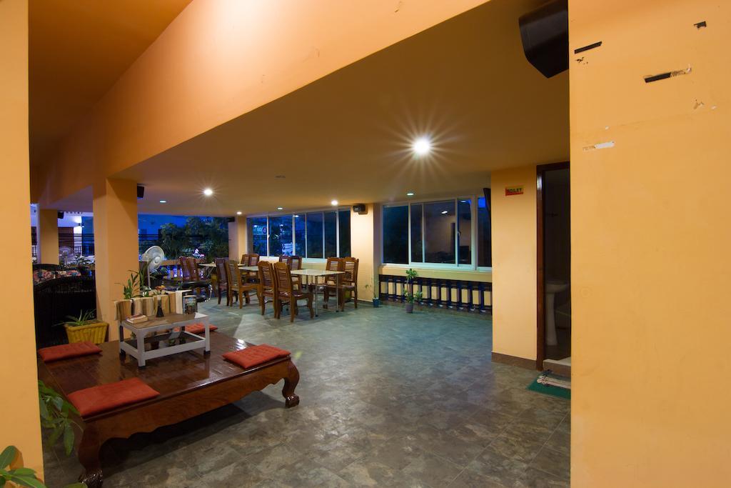 G Eleven Hotel 金边 外观 照片